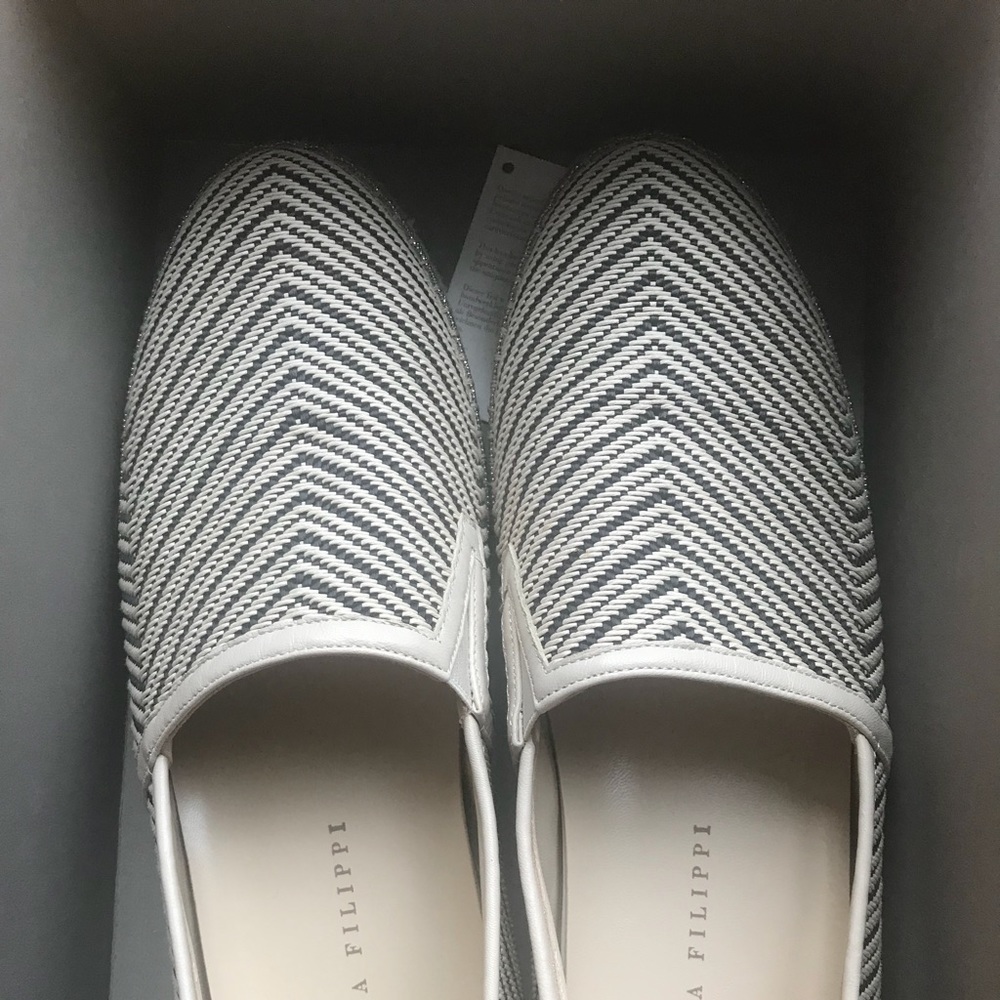Shoes - Picture 2 of 5